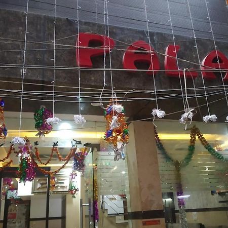 Adb Rooms Udhav Palace New Delhi Exterior foto