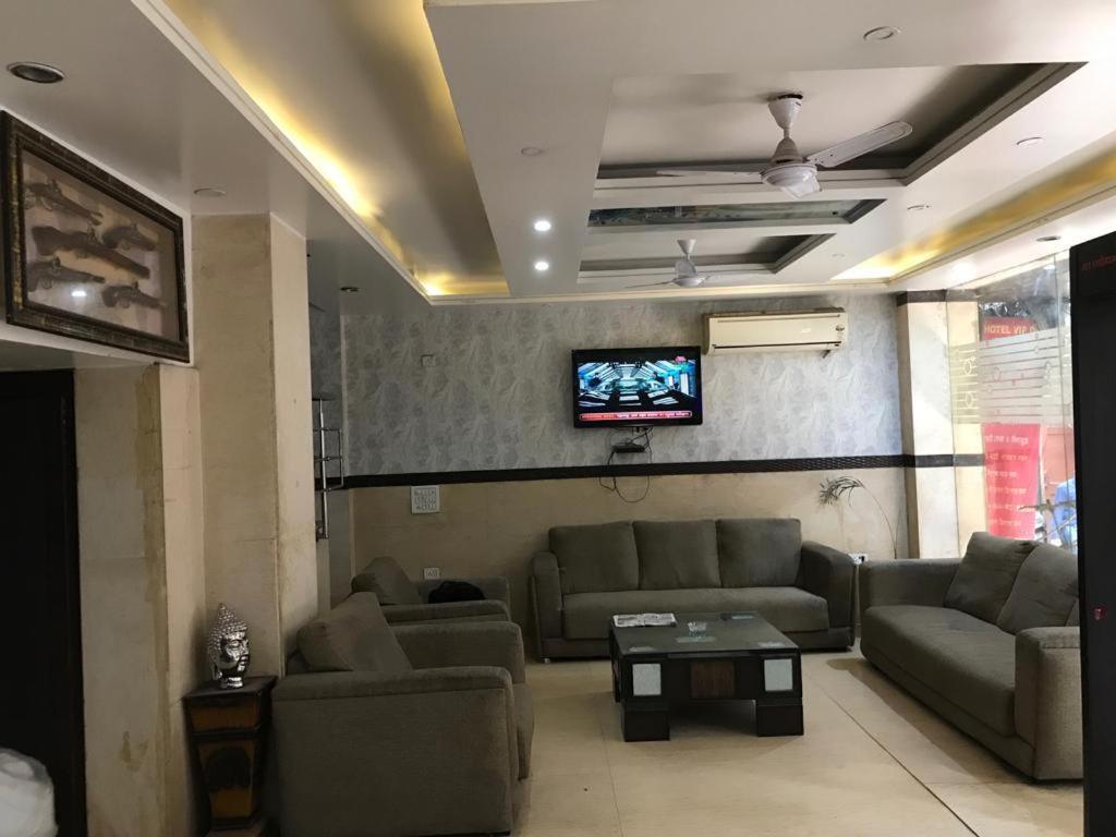 Adb Rooms Udhav Palace New Delhi Exterior foto
