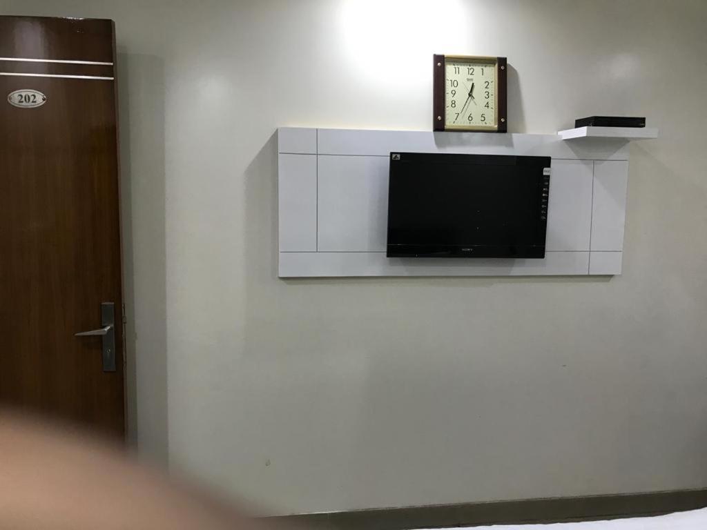 Adb Rooms Udhav Palace New Delhi Exterior foto
